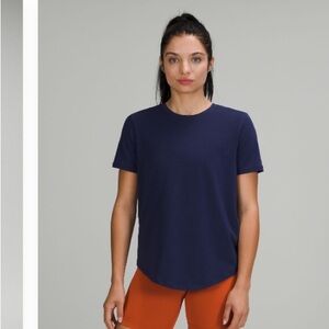 Lululemon | Navy Shirt | Size 6